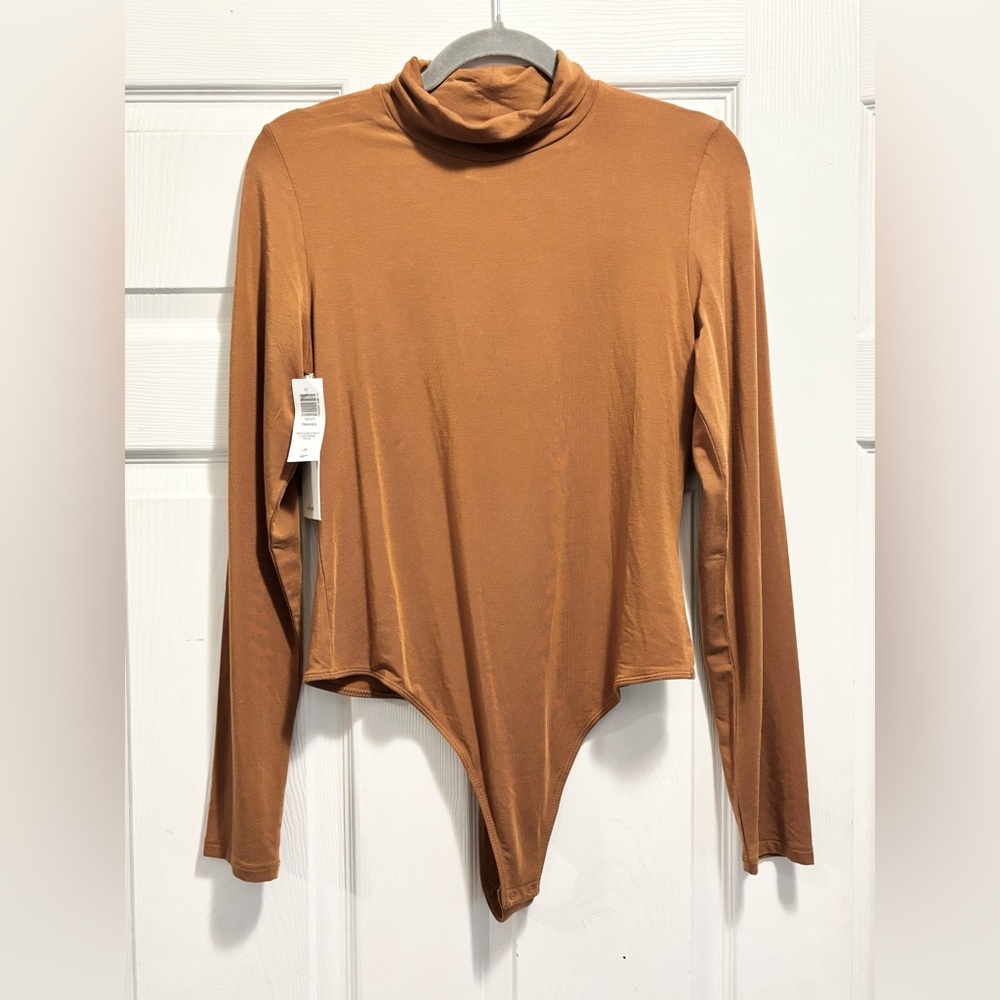Wilfred Aritzia TROYES Turtleneck Bodysuit NWT Rich Chestnut Sz Large Brand New